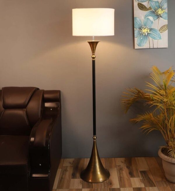 Casting Floor Lamp