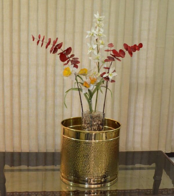 Hammered Design Brass Planter/Plant Container with Lacquer Finish- (Size: Dia- 12 x Height- 11 inches) Plant Container Set  (Metal)