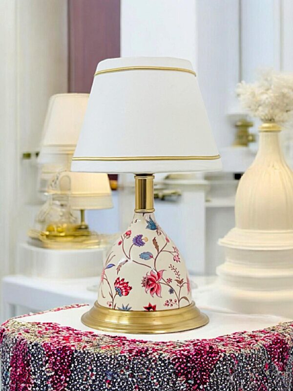 Modern Bedroom Bedside Table Lamp